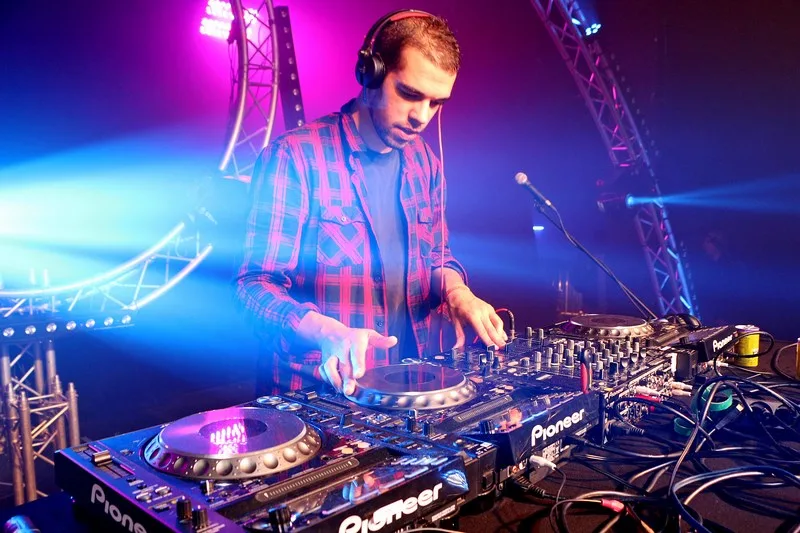 comment-etre-dj-resident